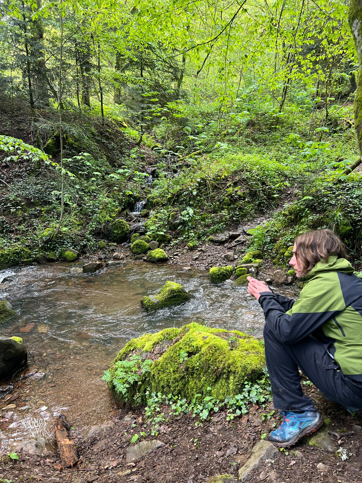 Mingzhu Nerval, Plant inspiration and spring hiking